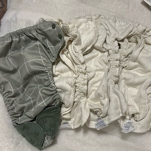 Esembly Cloth Diaper Set cover and 3 inserts